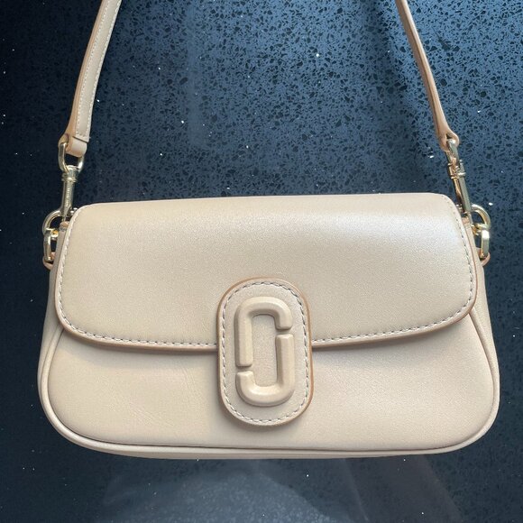 Marc Jacobs Shoulder Beige Handbag - Picture 1 of 8